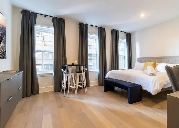 Thena Hotel - Large Studio